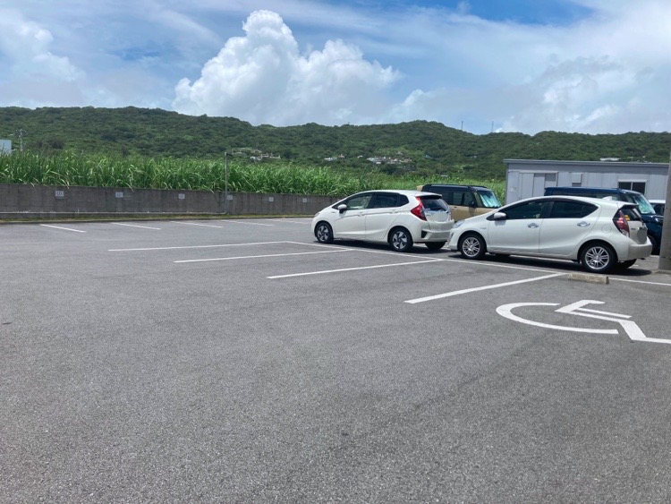 カイヤンの駐車場