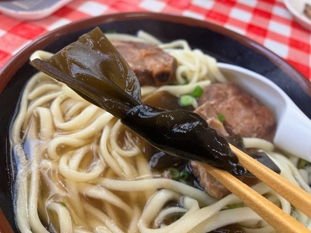 「宮里そば」ソーキそば