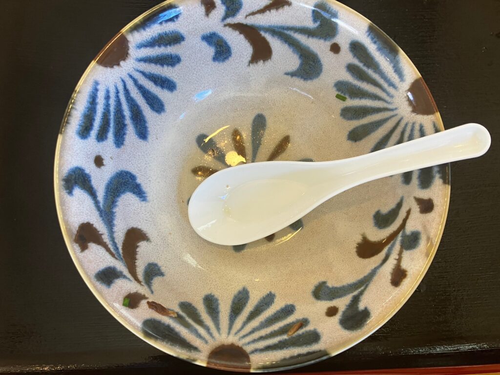「垣花そば」完食
